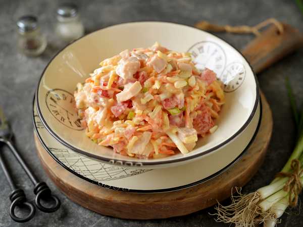 Салат з копченою куркою і сиром на Новий рік! Салат з копченою куркою і сиром на Новий рік! Citata